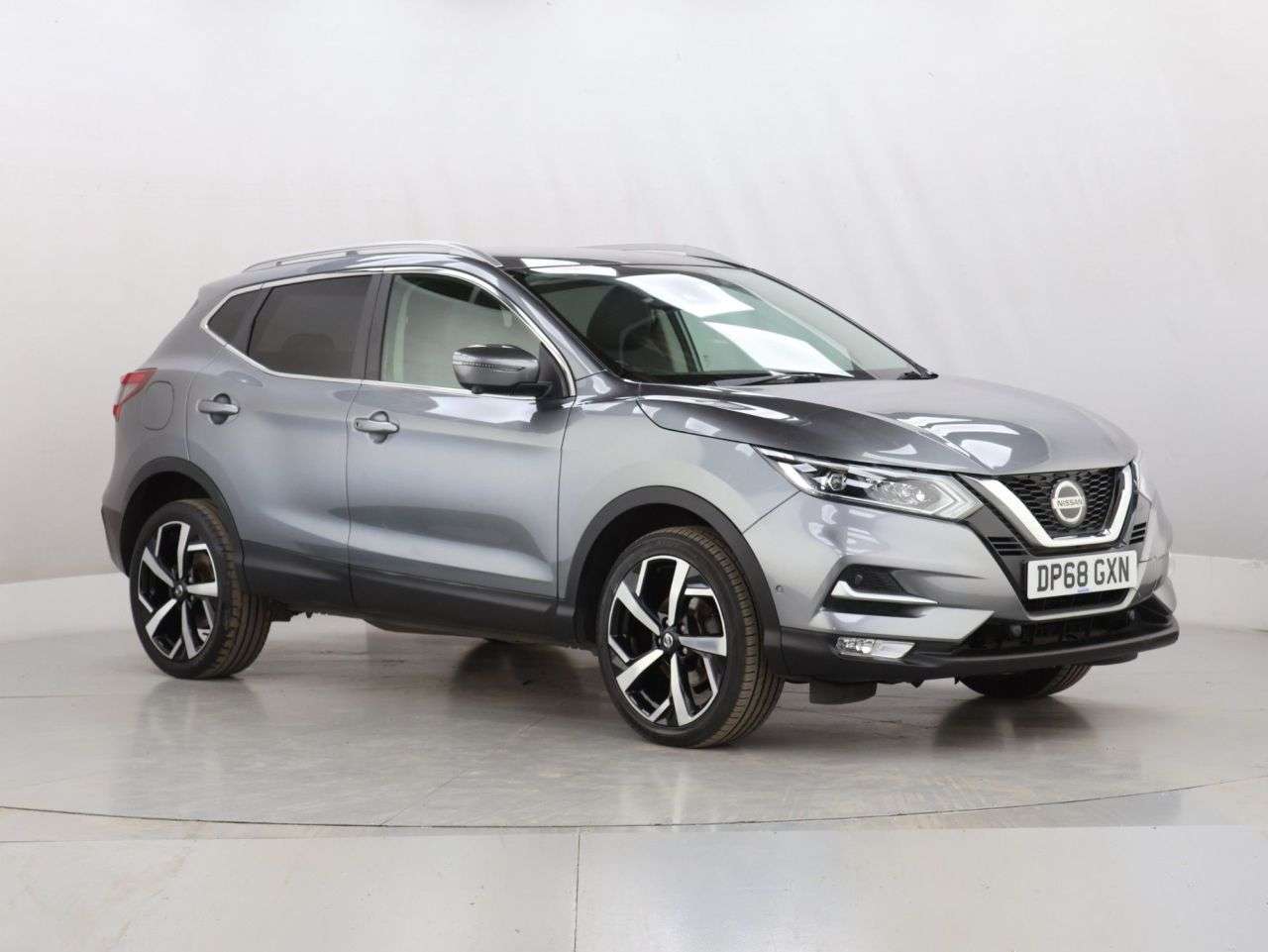 A 2018 NISSAN QASHQAI 1.5 dCi Tekna SUV 5dr Diesel Manual Euro 6 (s/s) (115 ps) A 2018 NISSAN QASHQAI 1.5 dCi Tekna SUV 5dr Diesel Manual Euro 6 (s/s) (115 ps)