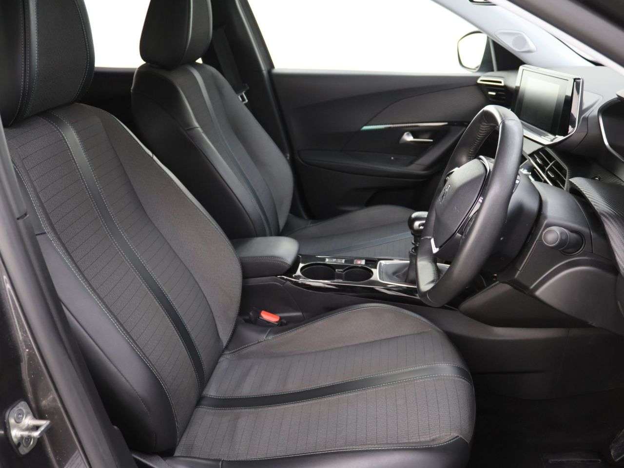 2021 PEUGEOT 2008 2021 PEUGEOT 2008