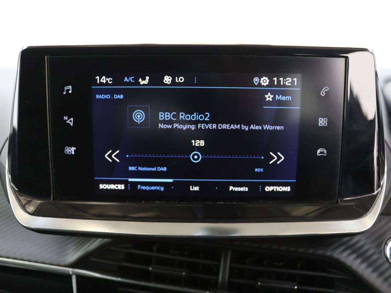 2021 PEUGEOT 2008 2021 PEUGEOT 2008