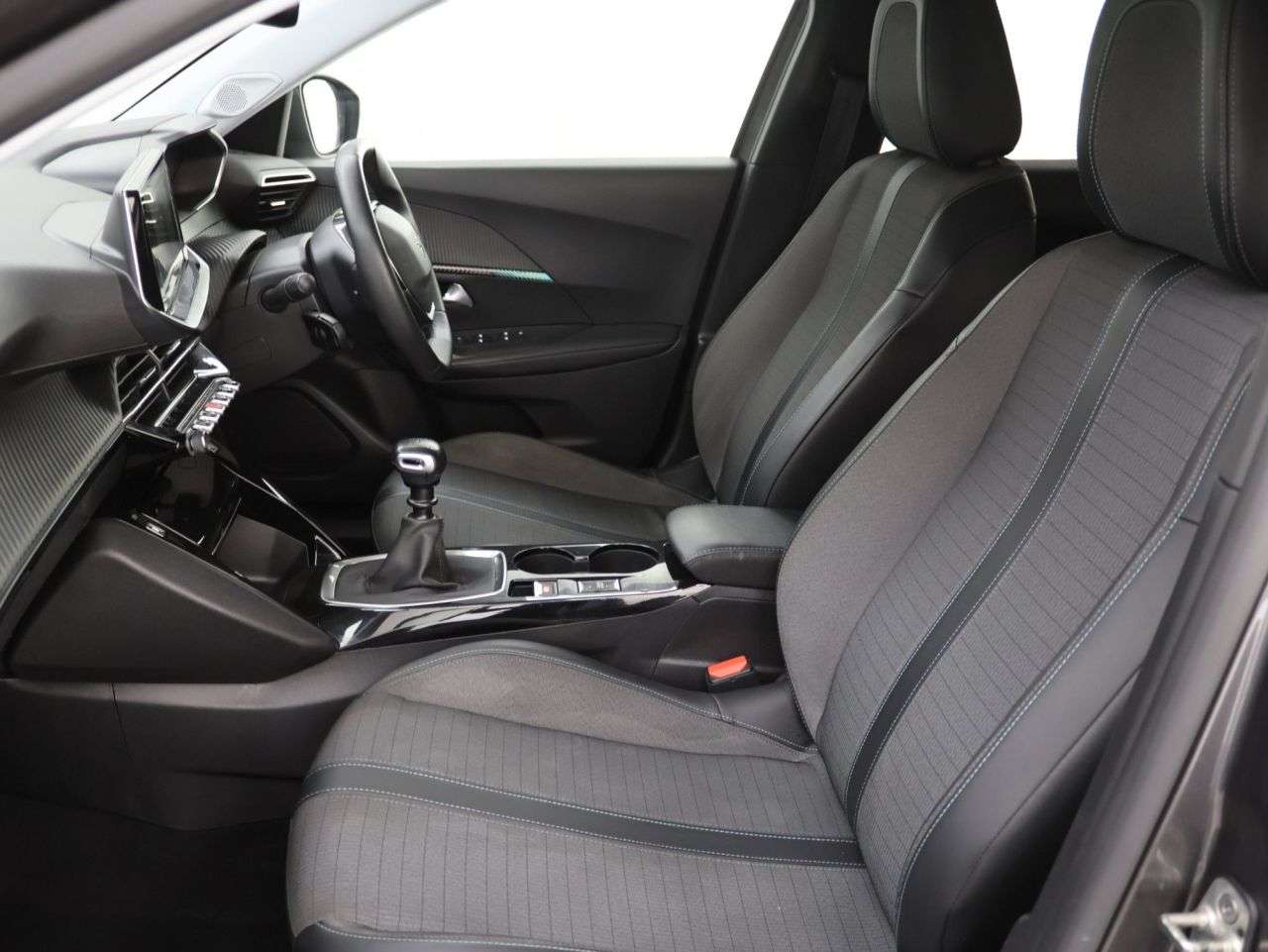 2021 PEUGEOT 2008 2021 PEUGEOT 2008