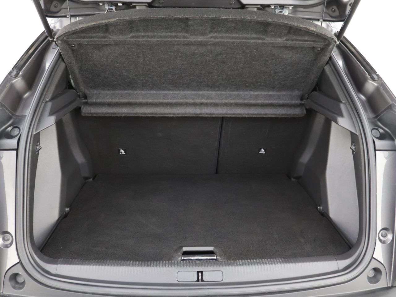 2021 PEUGEOT 2008 2021 PEUGEOT 2008