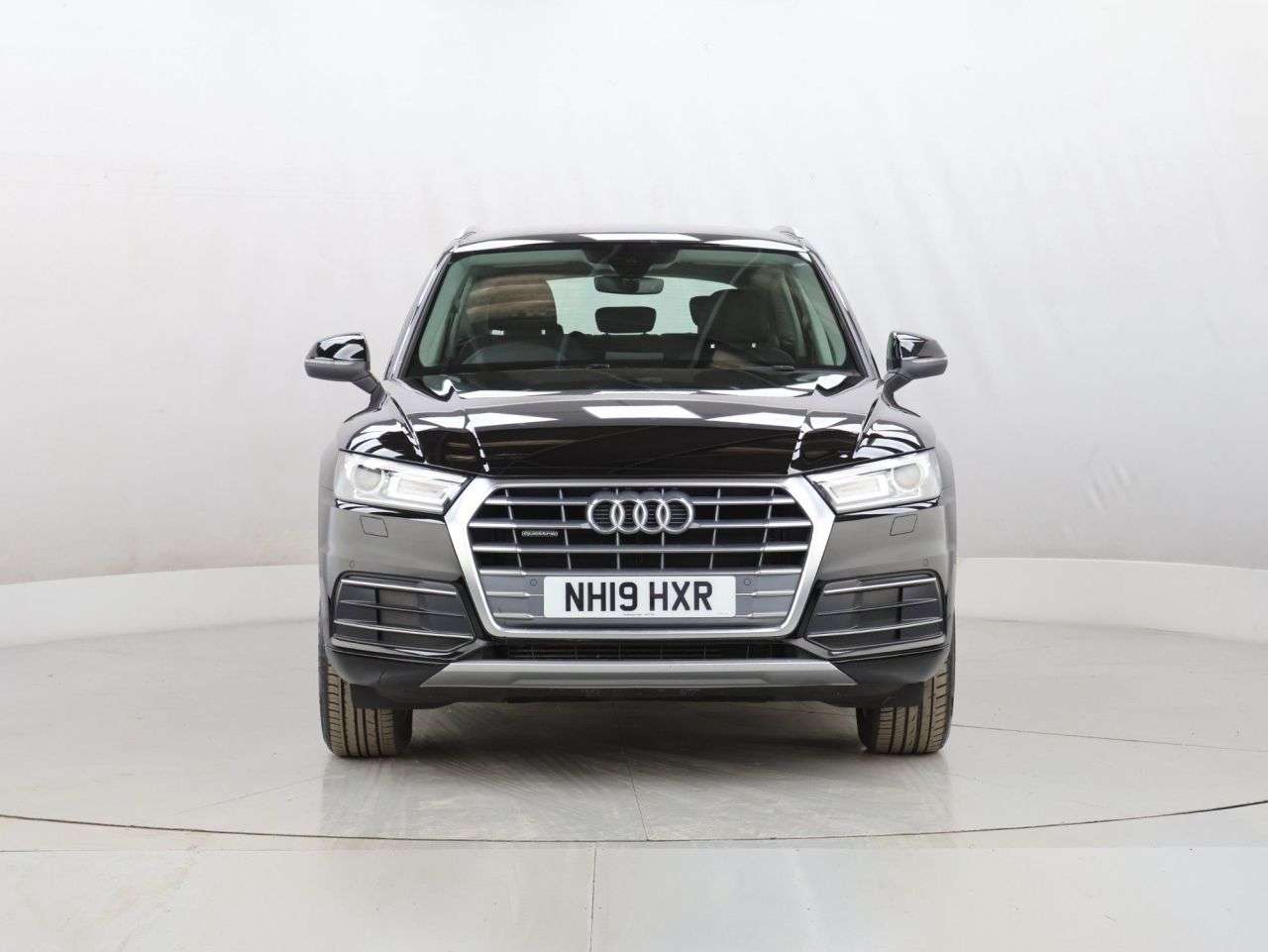 A 2019 AUDI Q5 2.0 TFSI 45 Sport SUV 5dr Petrol S Tronic quattro Euro 6 (s/s) (245 ps) A 2019 AUDI Q5 2.0 TFSI 45 Sport SUV 5dr Petrol S Tronic quattro Euro 6 (s/s) (245 ps)