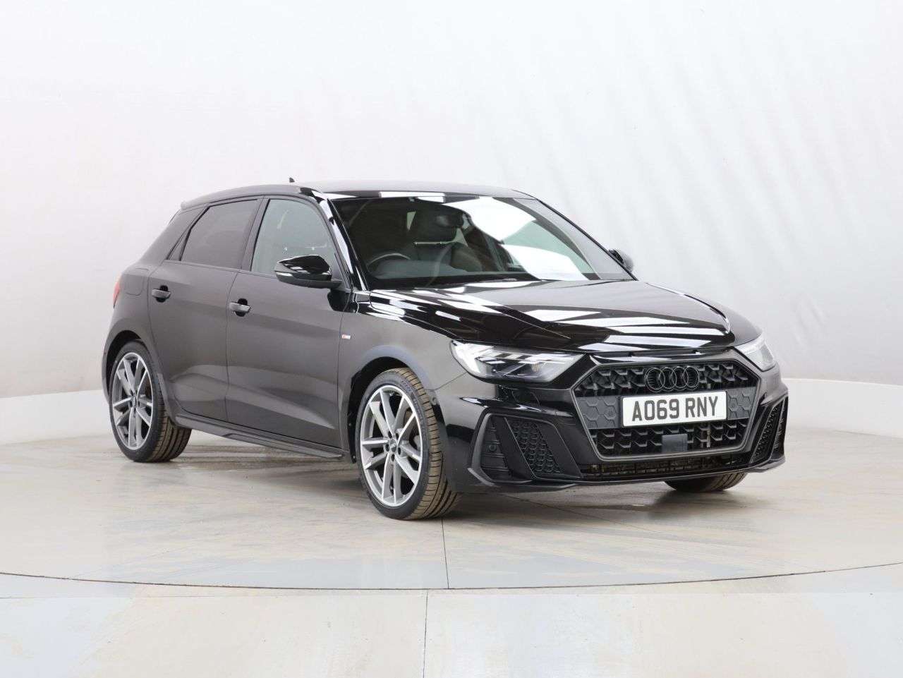 A 2019 AUDI A1 1.5 TFSI 35 Vorsprung Sportback 5dr Petrol S Tronic Euro 6 (s/s) (150 ps) A 2019 AUDI A1 1.5 TFSI 35 Vorsprung Sportback 5dr Petrol S Tronic Euro 6 (s/s) (150 ps)