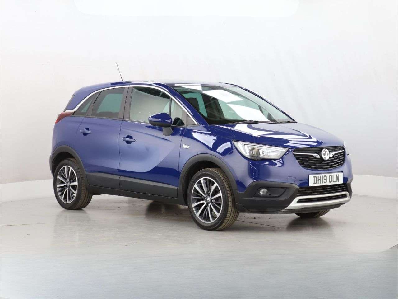 A 2019 VAUXHALL CROSSLAND X 1.2 Turbo GPF Elite Nav SUV 5dr Petrol Auto Euro 6 (s/s) (110 ps) A 2019 VAUXHALL CROSSLAND X 1.2 Turbo GPF Elite Nav SUV 5dr Petrol Auto Euro 6 (s/s) (110 ps)