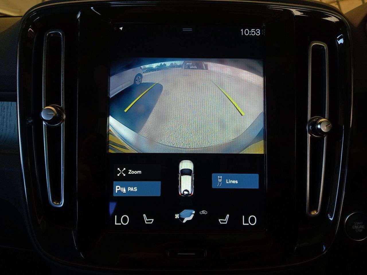 A 2021 VOLVO XC40 1.5h T4 Recharge 10.7kWh Inscription SUV 5dr Petrol Plug-in Hybrid Auto Eur A 2021 VOLVO XC40 1.5h T4 Recharge 10.7kWh Inscription SUV 5dr Petrol Plug-in Hybrid Auto Eur