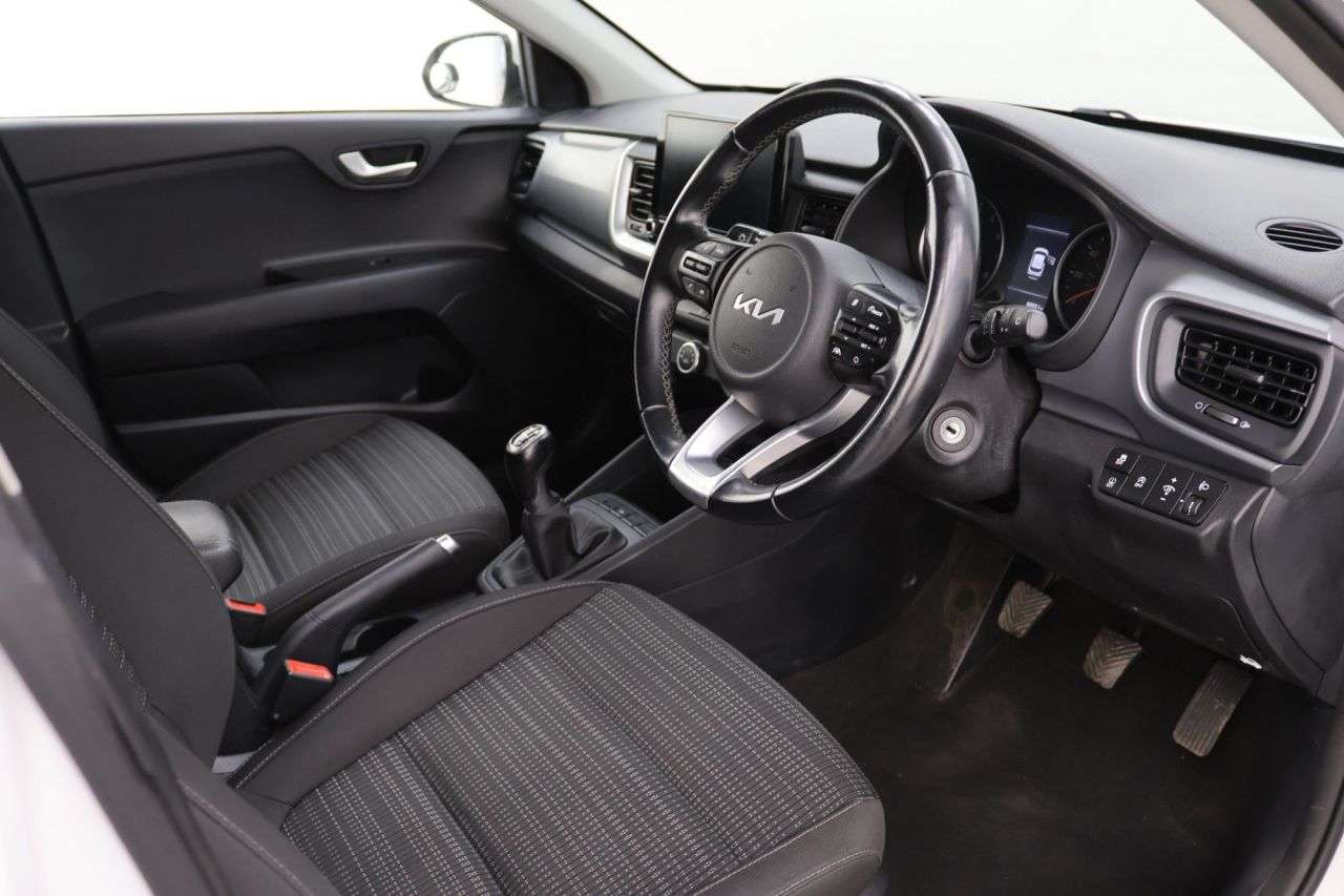 2022 KIA STONIC 2022 KIA STONIC