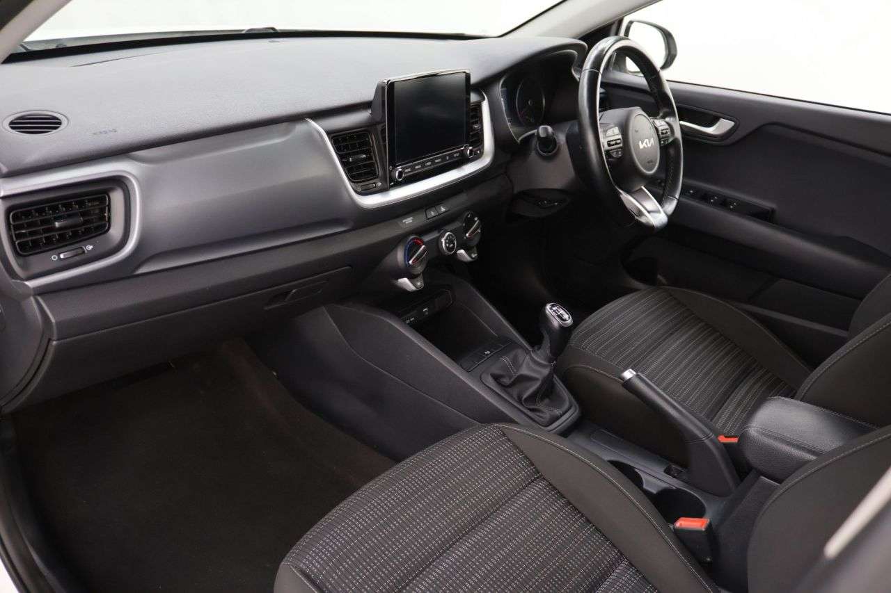 2022 KIA STONIC 2022 KIA STONIC