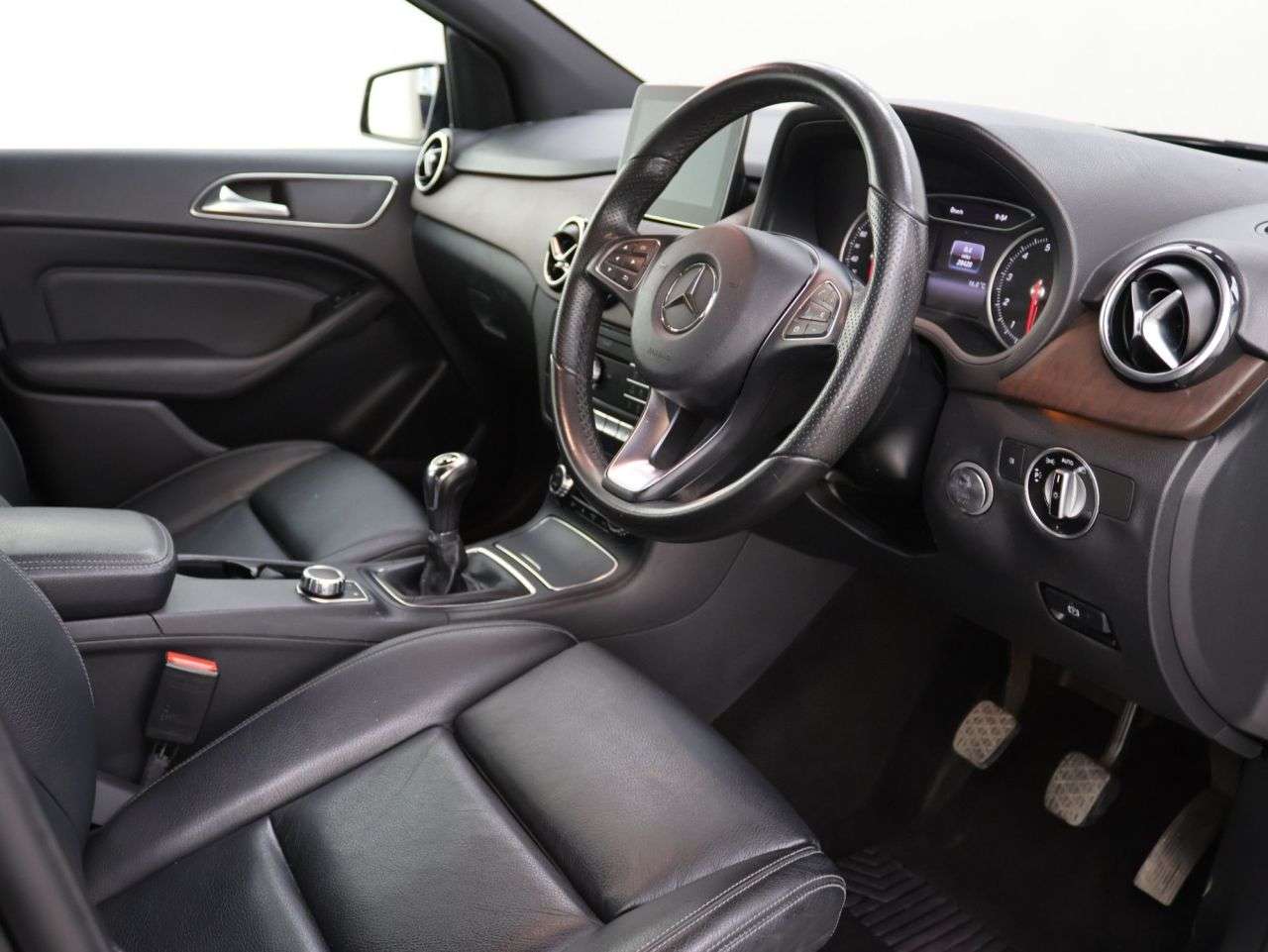 2018 MERCEDES-BENZ B CLASS 2018 MERCEDES-BENZ B CLASS