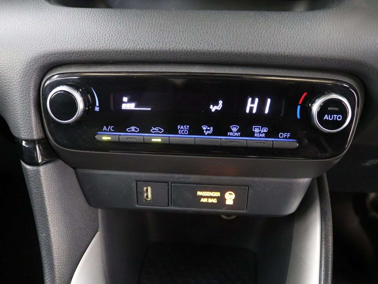 2020 TOYOTA YARIS 2020 TOYOTA YARIS