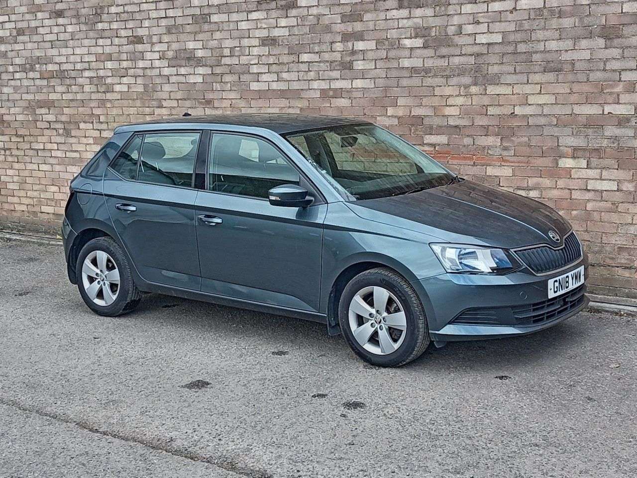 A 2018 SKODA FABIA 1.0 TSI SE Hatchback 5dr Petrol DSG Euro 6 (s/s) (110 ps) A 2018 SKODA FABIA 1.0 TSI SE Hatchback 5dr Petrol DSG Euro 6 (s/s) (110 ps)