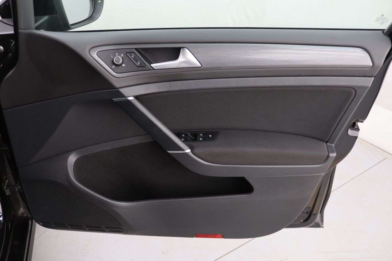 2020 VOLKSWAGEN GOLF 2020 VOLKSWAGEN GOLF