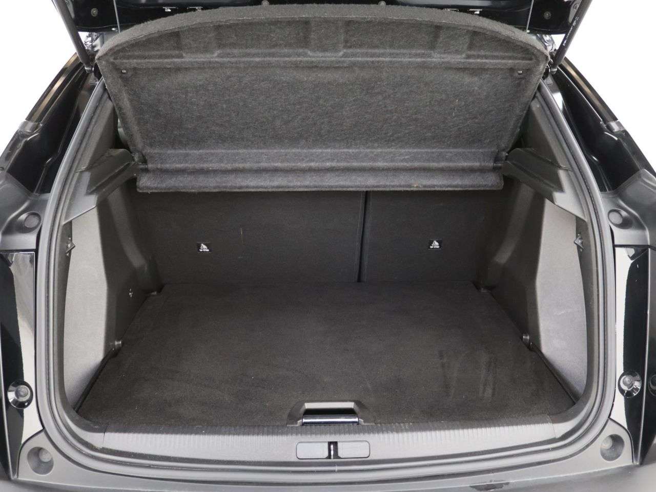 2022 PEUGEOT 2008 2022 PEUGEOT 2008