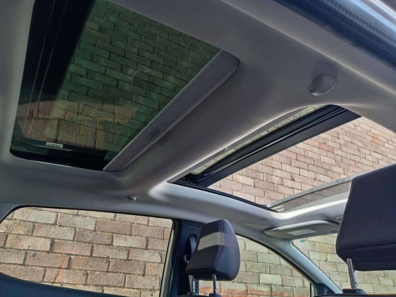 A 2019 FORD FIESTA 1.0T EcoBoost GPF Vignale Hatchback 5dr Petrol Manual Euro 6 (s/s) (125 ps) A 2019 FORD FIESTA 1.0T EcoBoost GPF Vignale Hatchback 5dr Petrol Manual Euro 6 (s/s) (125 ps)