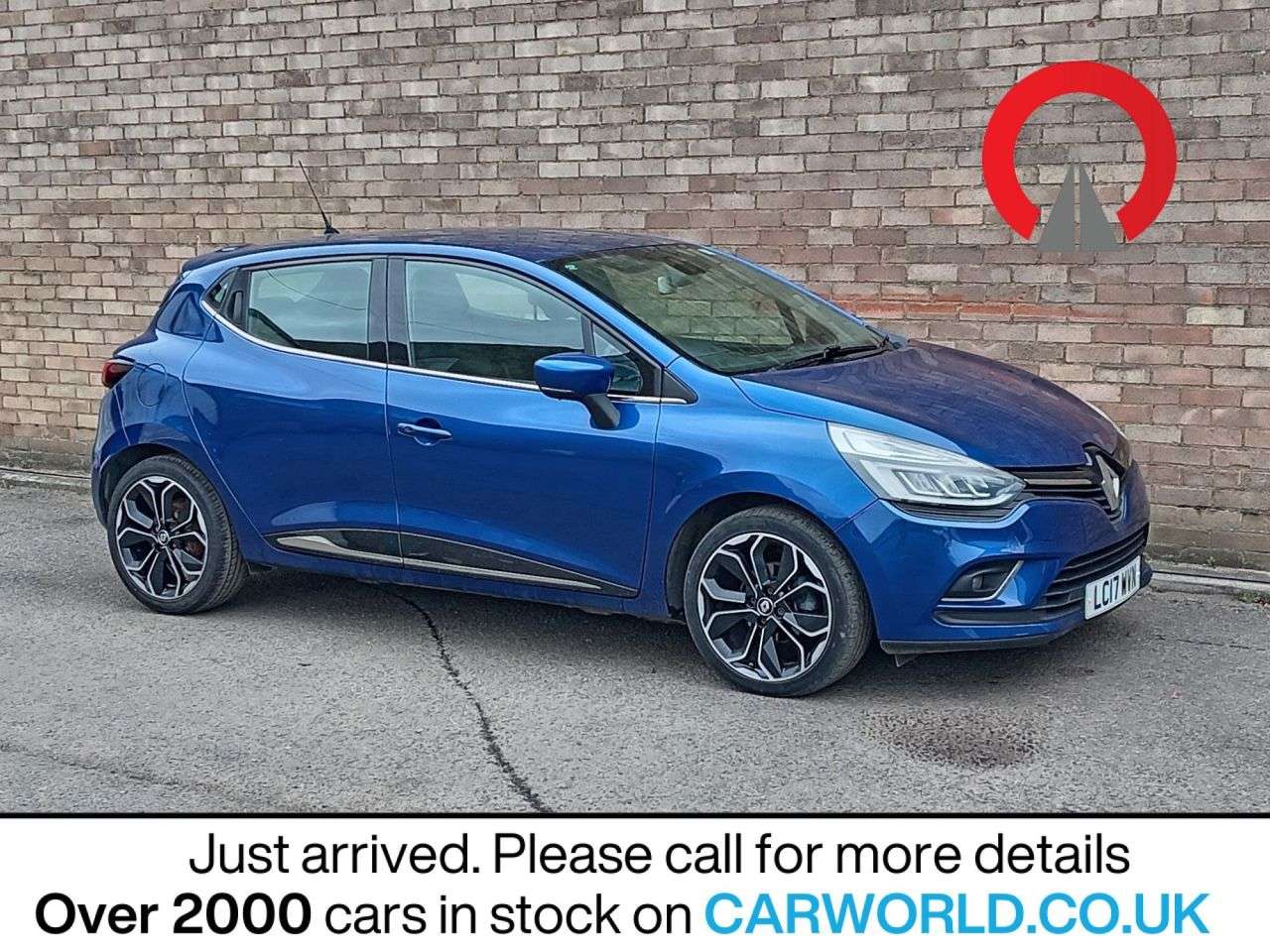 A 2017 RENAULT CLIO 0.9 TCe Dynamique S Nav Hatchback 5dr Petrol Manual Euro 6 (s/s) (90 ps) A 2017 RENAULT CLIO 0.9 TCe Dynamique S Nav Hatchback 5dr Petrol Manual Euro 6 (s/s) (90 ps)