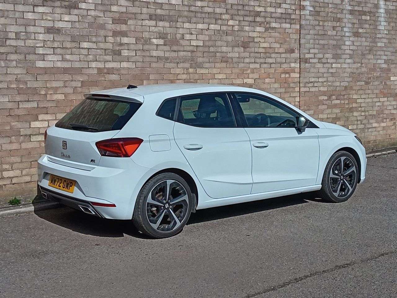 A 2023 SEAT IBIZA 1.0 TSI FR Sport Hatchback 5dr Petrol Manual Euro 6 (s/s) (110 ps) A 2023 SEAT IBIZA 1.0 TSI FR Sport Hatchback 5dr Petrol Manual Euro 6 (s/s) (110 ps)