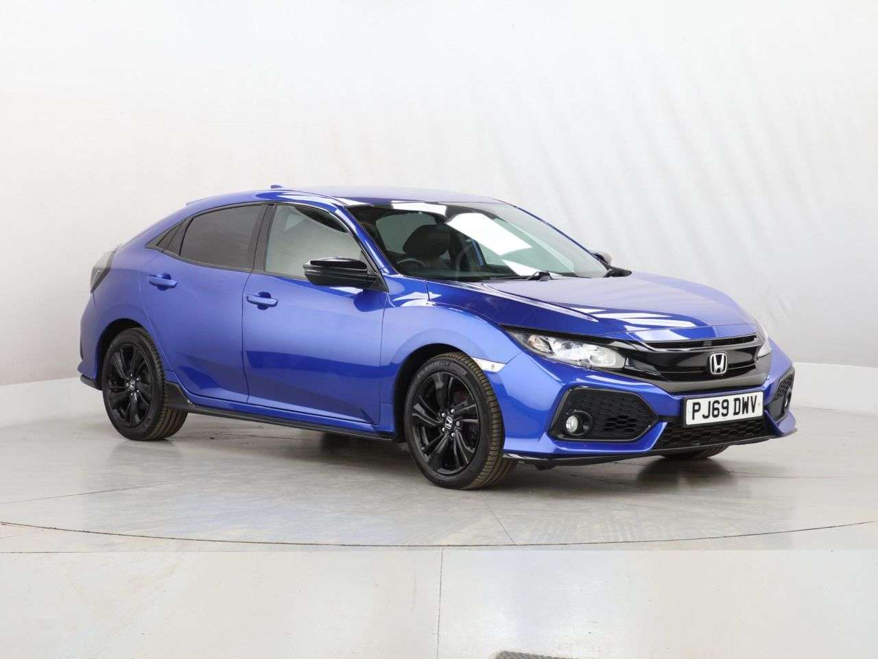A 2019 HONDA CIVIC 1.0 VTEC Turbo Sport Line Hatchback 5dr Petrol Manual Euro 6 (s/s) (126 ps) A 2019 HONDA CIVIC 1.0 VTEC Turbo Sport Line Hatchback 5dr Petrol Manual Euro 6 (s/s) (126 ps)