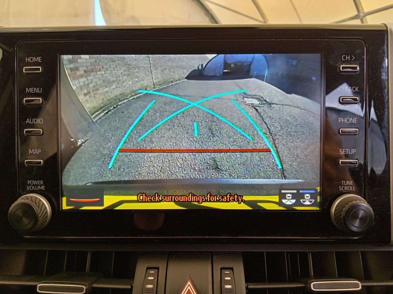 A 2020 TOYOTA RAV4 2.5 VVT-h Icon SUV 5dr Petrol Hybrid CVT Euro 6 (s/s) (218 ps) A 2020 TOYOTA RAV4 2.5 VVT-h Icon SUV 5dr Petrol Hybrid CVT Euro 6 (s/s) (218 ps)