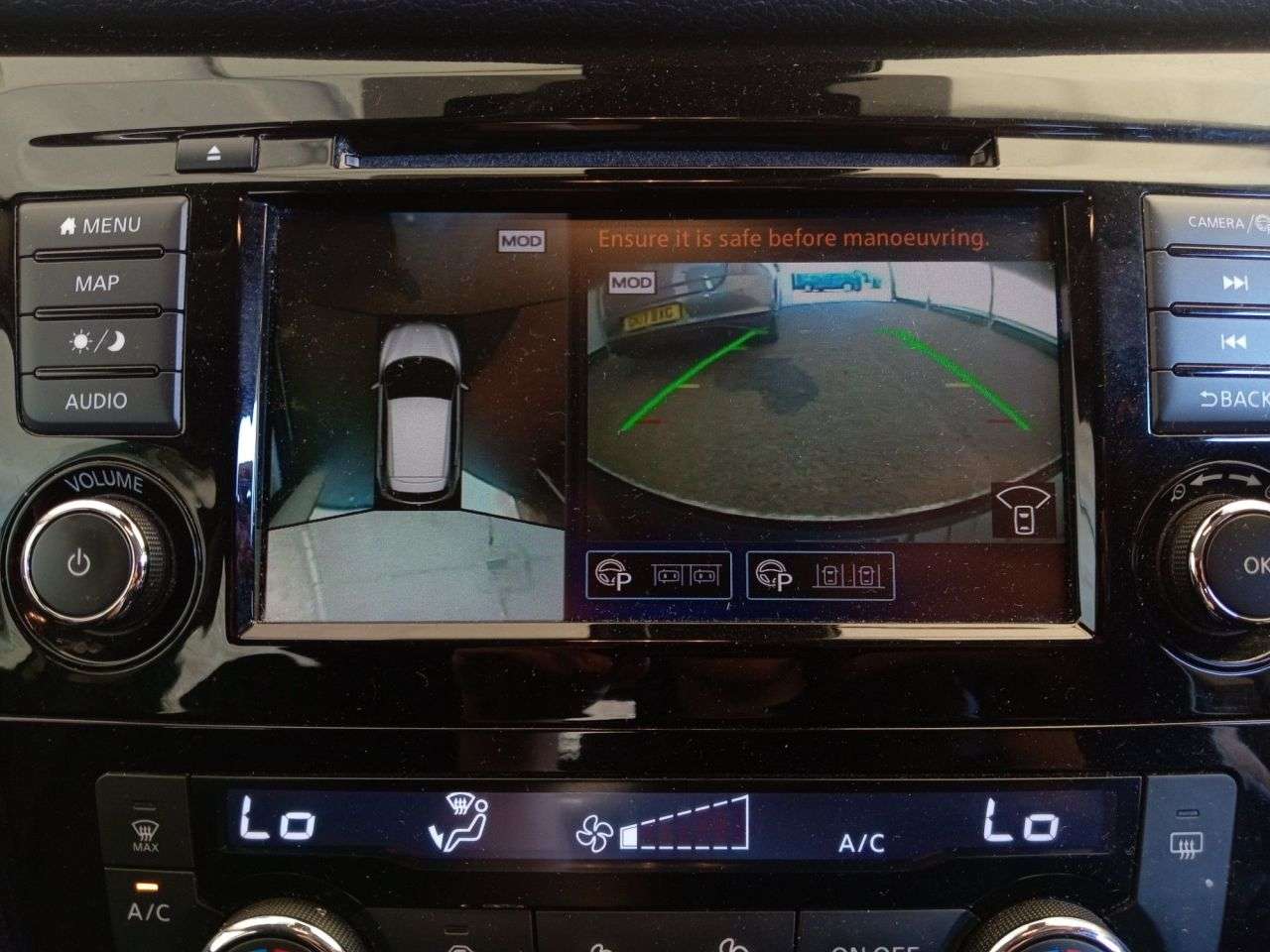 A 2020 NISSAN QASHQAI 1.5 dCi N-Connecta SUV 5dr Diesel DCT Auto Euro 6 (s/s) (115 ps) A 2020 NISSAN QASHQAI 1.5 dCi N-Connecta SUV 5dr Diesel DCT Auto Euro 6 (s/s) (115 ps)