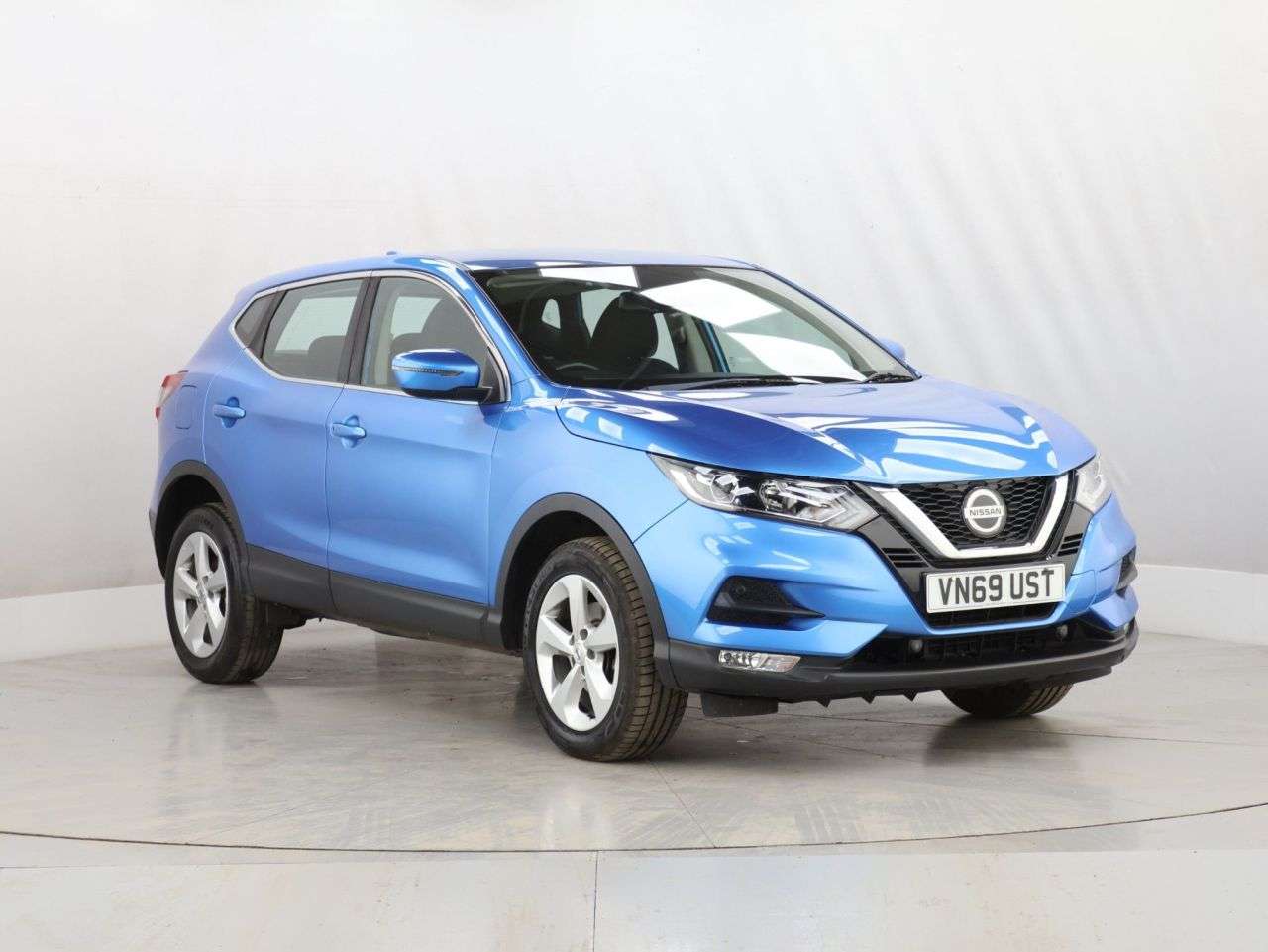 A 2019 NISSAN QASHQAI 1.3 DIG-T Acenta Premium SUV 5dr Petrol Manual Euro 6 (s/s) (140 ps) A 2019 NISSAN QASHQAI 1.3 DIG-T Acenta Premium SUV 5dr Petrol Manual Euro 6 (s/s) (140 ps)