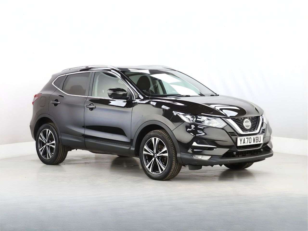 A 2020 NISSAN QASHQAI 1.3 DIG-T N-Connecta SUV 5dr Petrol Manual Euro 6 (s/s) (140 ps) A 2020 NISSAN QASHQAI 1.3 DIG-T N-Connecta SUV 5dr Petrol Manual Euro 6 (s/s) (140 ps)