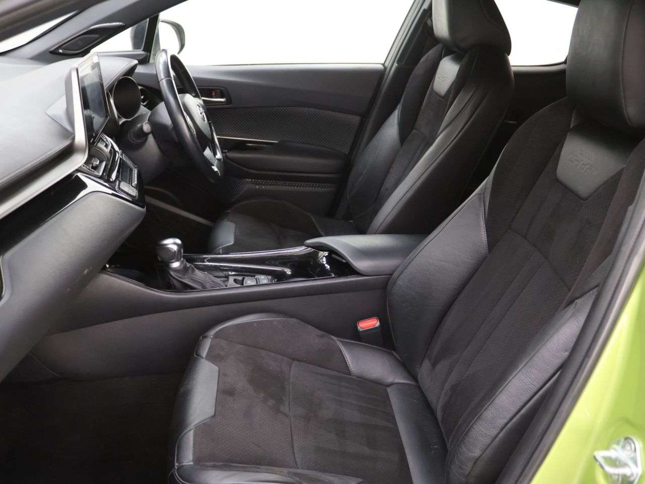 2019 TOYOTA C-HR 2019 TOYOTA C-HR