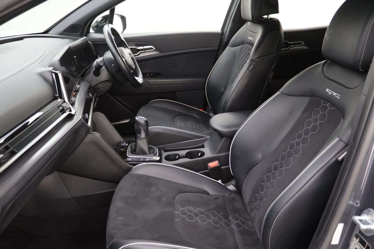 2023 KIA SPORTAGE 2023 KIA SPORTAGE