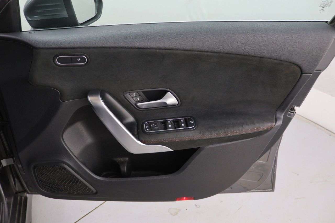 2020 MERCEDES-BENZ A CLASS 2020 MERCEDES-BENZ A CLASS