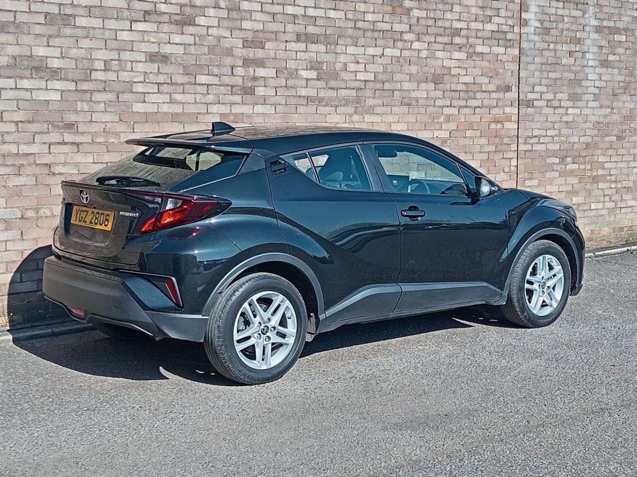 2023 TOYOTA C-HR 2023 TOYOTA C-HR