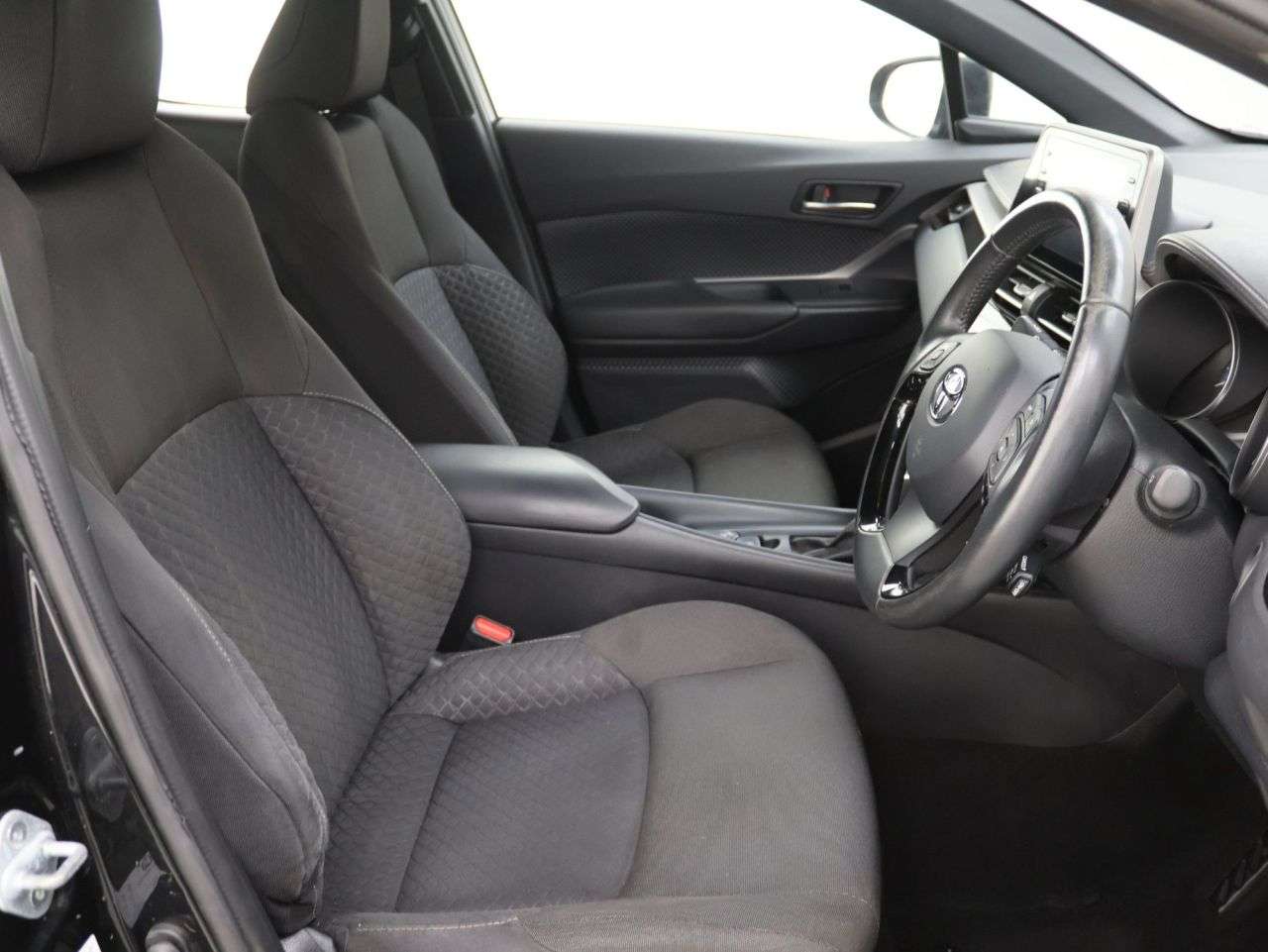 2023 TOYOTA C-HR 2023 TOYOTA C-HR