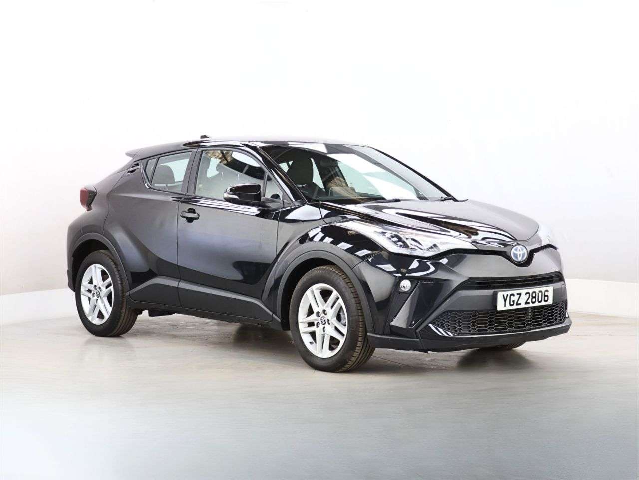 A 2023 TOYOTA C-HR 1.8 VVT-h GPF Icon SUV 5dr Petrol Hybrid CVT Euro 6 (s/s) (122 ps) A 2023 TOYOTA C-HR 1.8 VVT-h GPF Icon SUV 5dr Petrol Hybrid CVT Euro 6 (s/s) (122 ps)