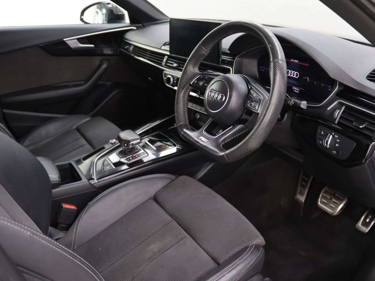 2020 AUDI A4 2020 AUDI A4