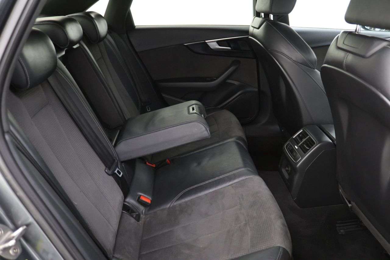 2020 AUDI A4 2020 AUDI A4