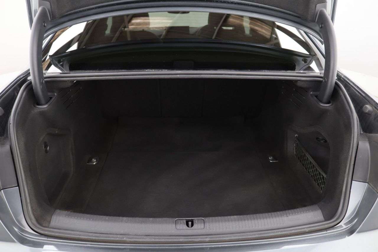 2020 AUDI A4 2020 AUDI A4