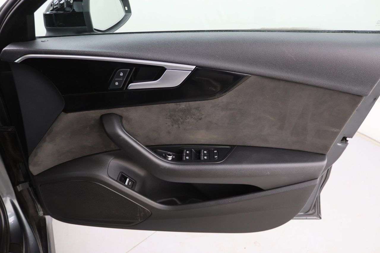 2020 AUDI A4 2020 AUDI A4