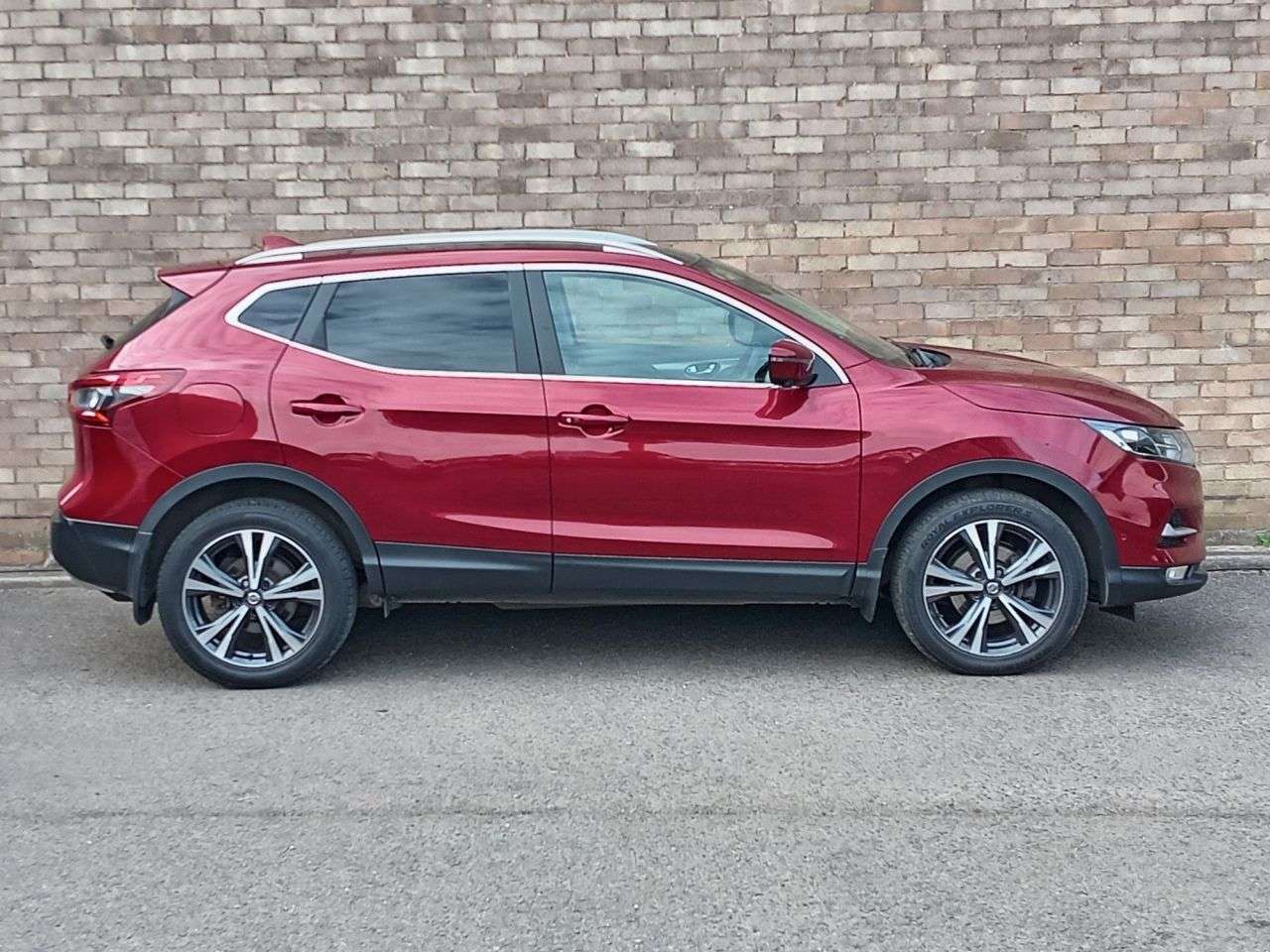 A 2019 NISSAN QASHQAI 1.5 dCi N-Connecta SUV 5dr Diesel DCT Auto Euro 6 (s/s) (115 ps) A 2019 NISSAN QASHQAI 1.5 dCi N-Connecta SUV 5dr Diesel DCT Auto Euro 6 (s/s) (115 ps)