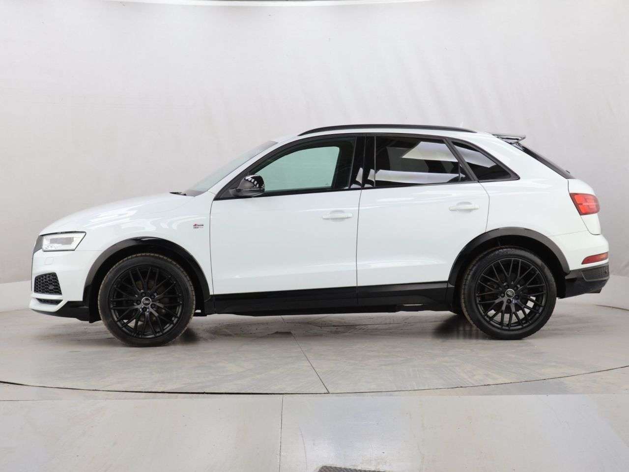 2018 AUDI Q3 2018 AUDI Q3