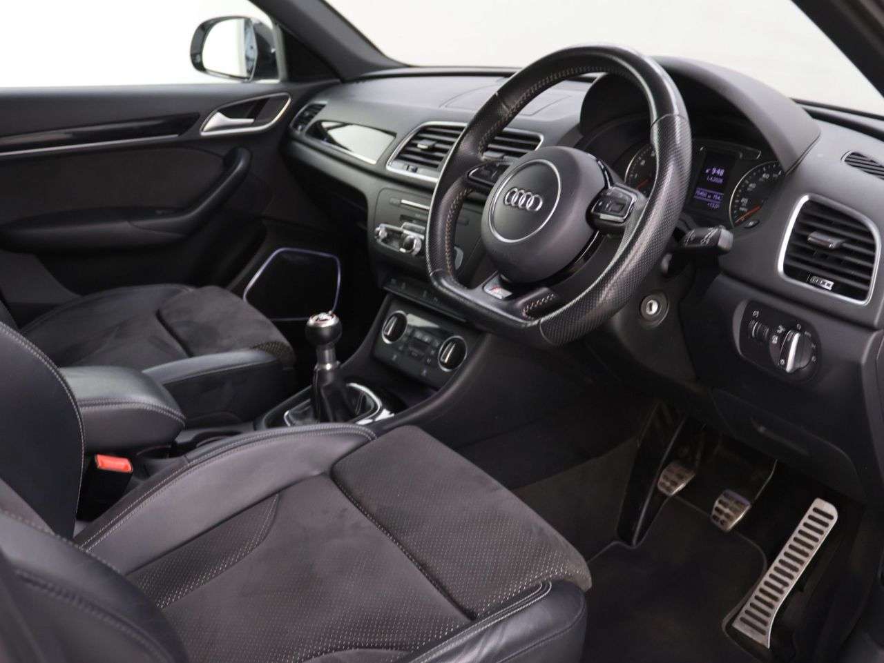 2018 AUDI Q3 2018 AUDI Q3