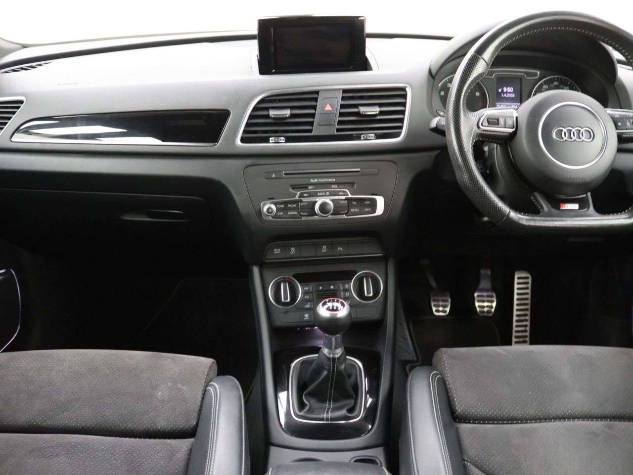 2018 AUDI Q3 2018 AUDI Q3