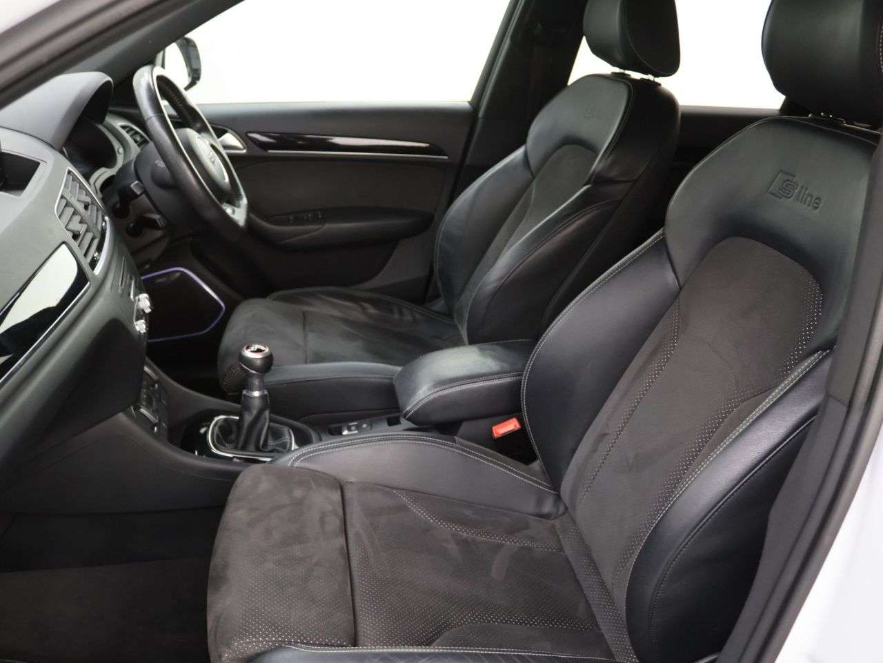 2018 AUDI Q3 2018 AUDI Q3