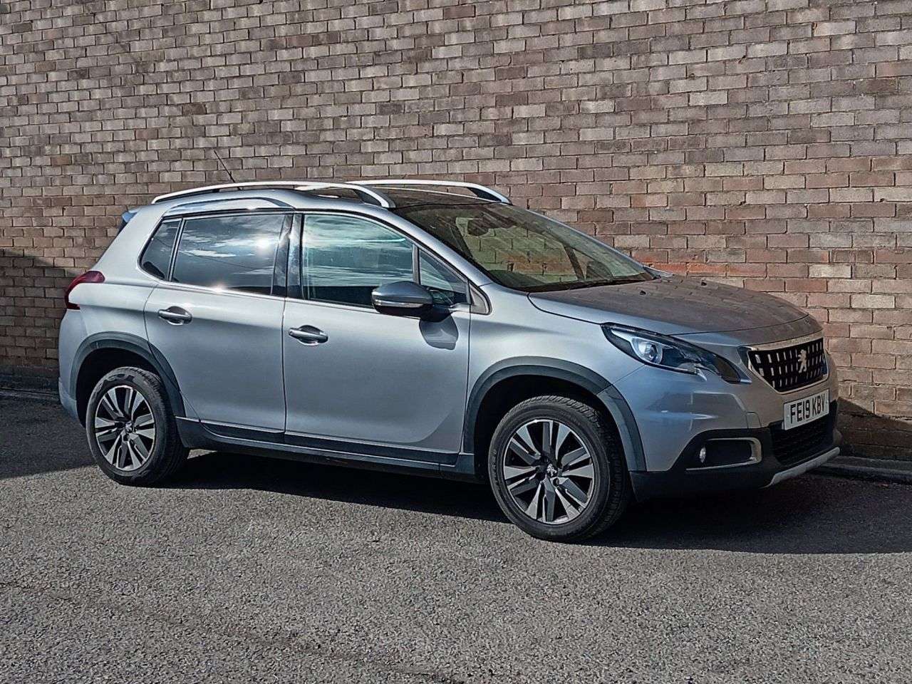 A 2019 PEUGEOT 2008 1.2 PureTech Allure Premium SUV 5dr Petrol Manual Euro 6 (s/s) (82 ps) A 2019 PEUGEOT 2008 1.2 PureTech Allure Premium SUV 5dr Petrol Manual Euro 6 (s/s) (82 ps)