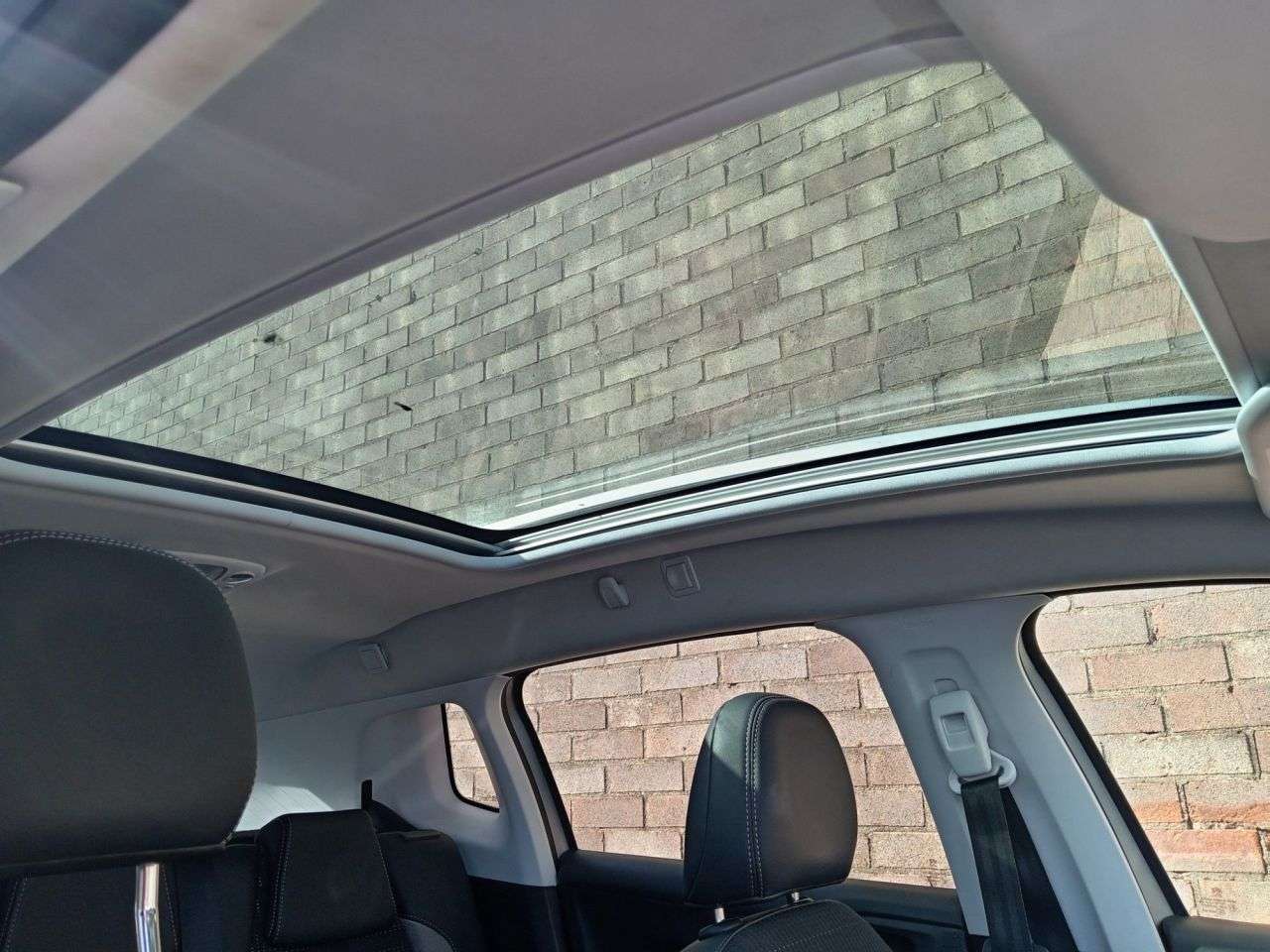 A 2019 PEUGEOT 2008 1.2 PureTech Allure Premium SUV 5dr Petrol Manual Euro 6 (s/s) (82 ps) A 2019 PEUGEOT 2008 1.2 PureTech Allure Premium SUV 5dr Petrol Manual Euro 6 (s/s) (82 ps)