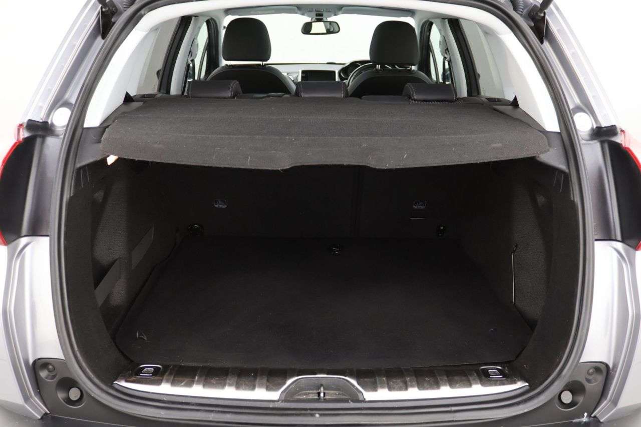 2019 PEUGEOT 2008 2019 PEUGEOT 2008