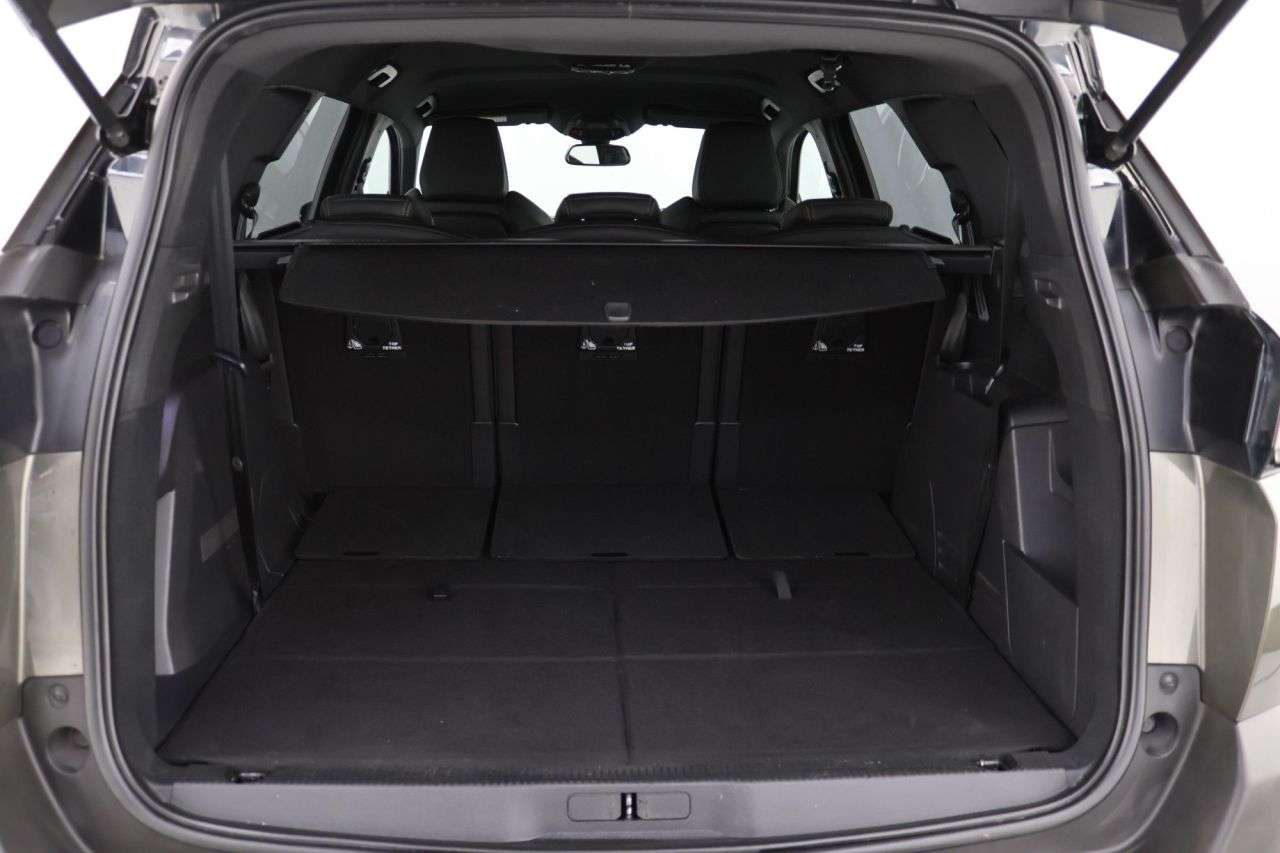 2018 PEUGEOT 5008 2018 PEUGEOT 5008