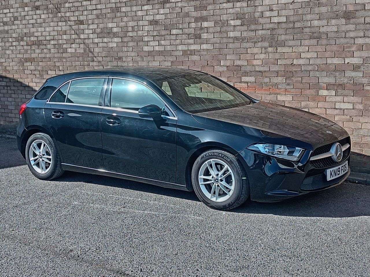 A 2019 MERCEDES-BENZ A CLASS 1.3 A180 SE Hatchback 5dr Petrol Manual Euro 6 (s/s) (136 ps) A 2019 MERCEDES-BENZ A CLASS 1.3 A180 SE Hatchback 5dr Petrol Manual Euro 6 (s/s) (136 ps)