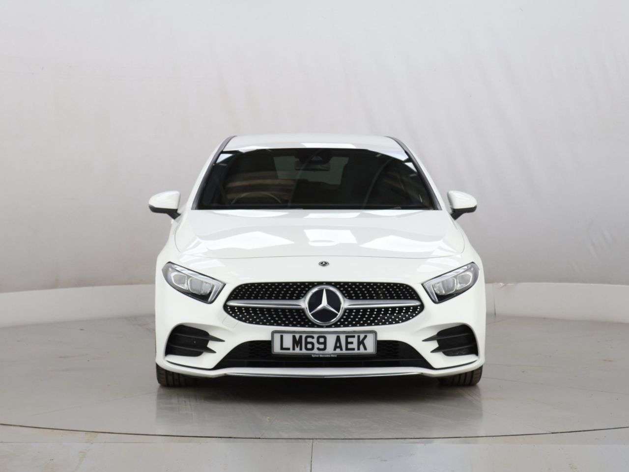 A 2019 MERCEDES-BENZ A CLASS 2.0 A200d AMG Line Hatchback 5dr Diesel 8G-DCT Euro 6 (s/s) (150 ps) A 2019 MERCEDES-BENZ A CLASS 2.0 A200d AMG Line Hatchback 5dr Diesel 8G-DCT Euro 6 (s/s) (150 ps)