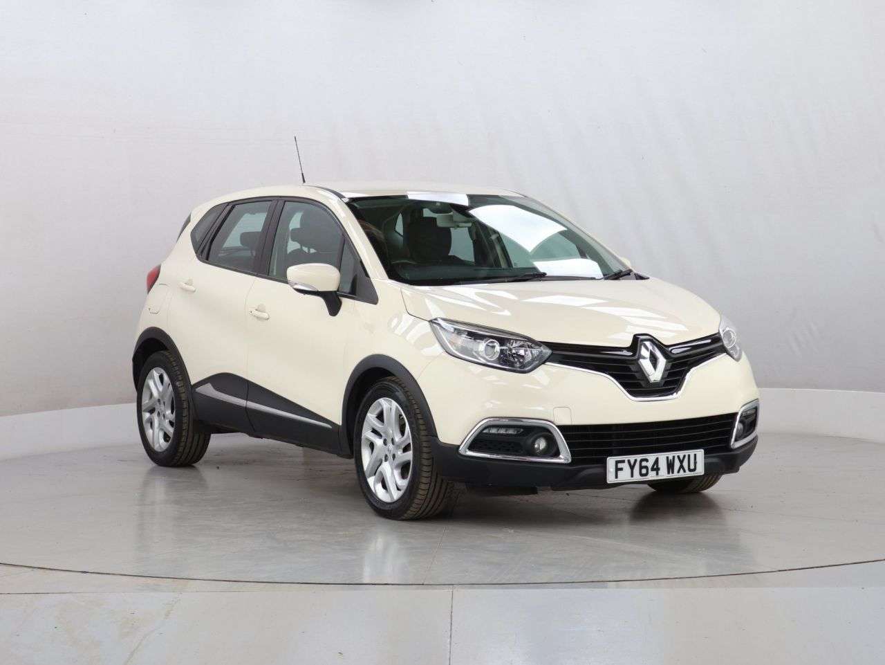 A 2014 RENAULT CAPTUR DYNAMIQUE MEDIANAV ENERGY DCI S/S A 2014 RENAULT CAPTUR DYNAMIQUE MEDIANAV ENERGY DCI S/S