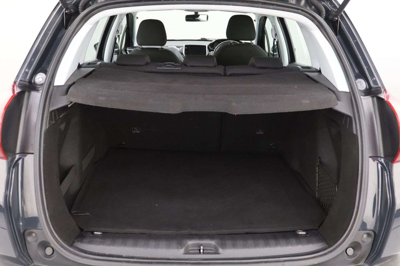 2018 PEUGEOT 2008 2018 PEUGEOT 2008