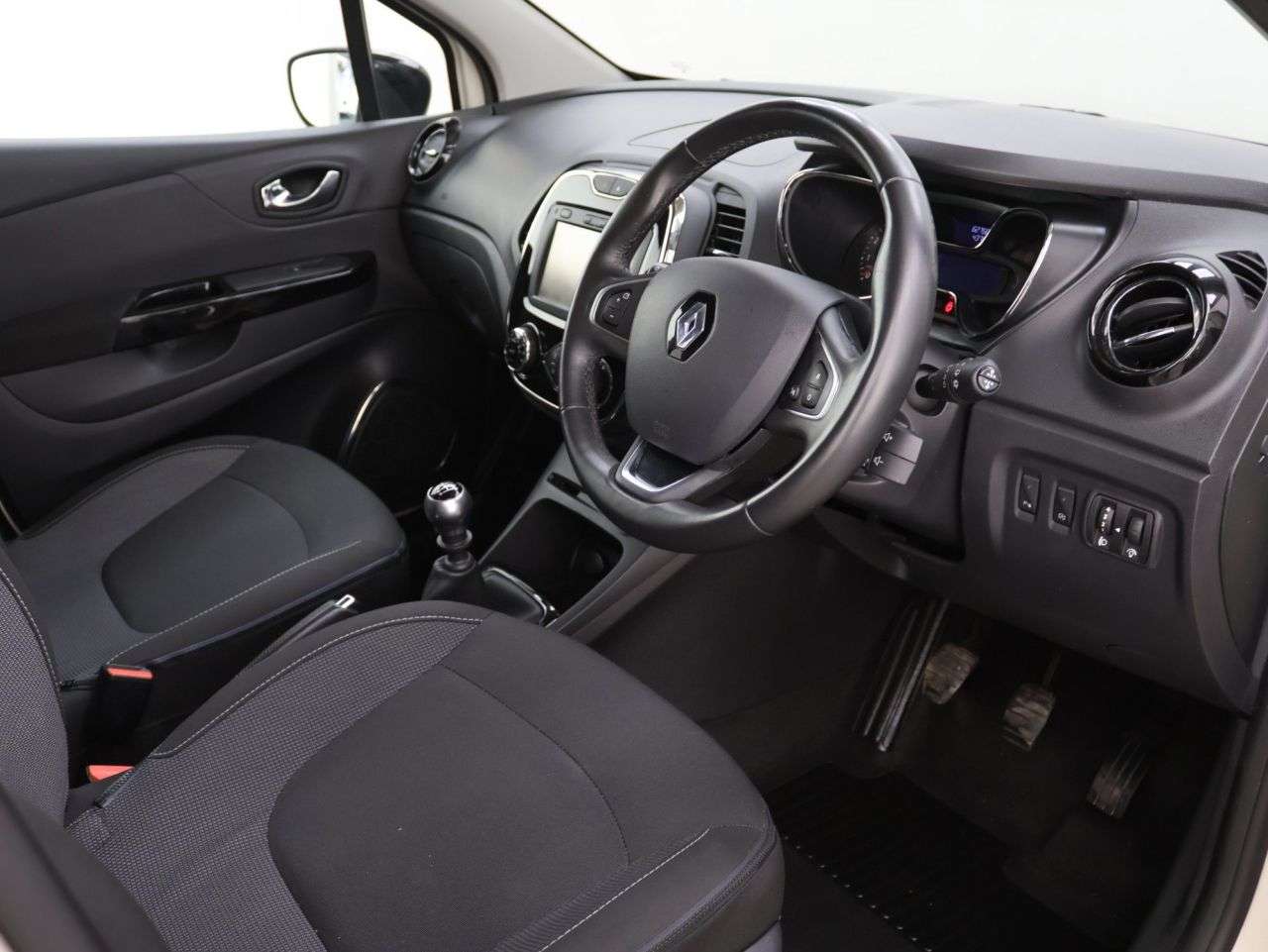 2017 RENAULT CAPTUR 2017 RENAULT CAPTUR