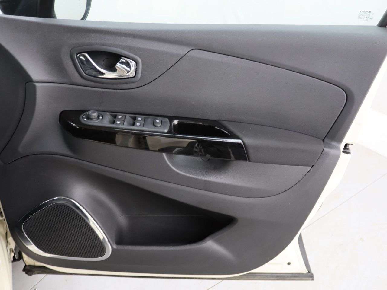 2017 RENAULT CAPTUR 2017 RENAULT CAPTUR