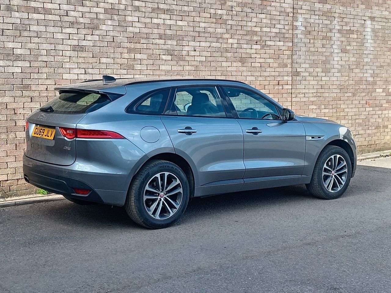 2019 JAGUAR F-PACE 2019 JAGUAR F-PACE